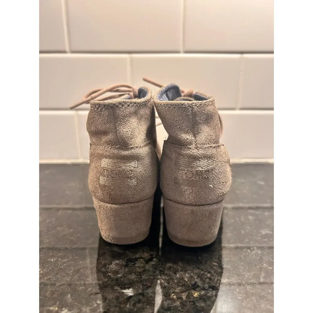 Toms Girls Suede‎ Leather Kala Wedge Booties Shoes Winter Western Taupe Size 1